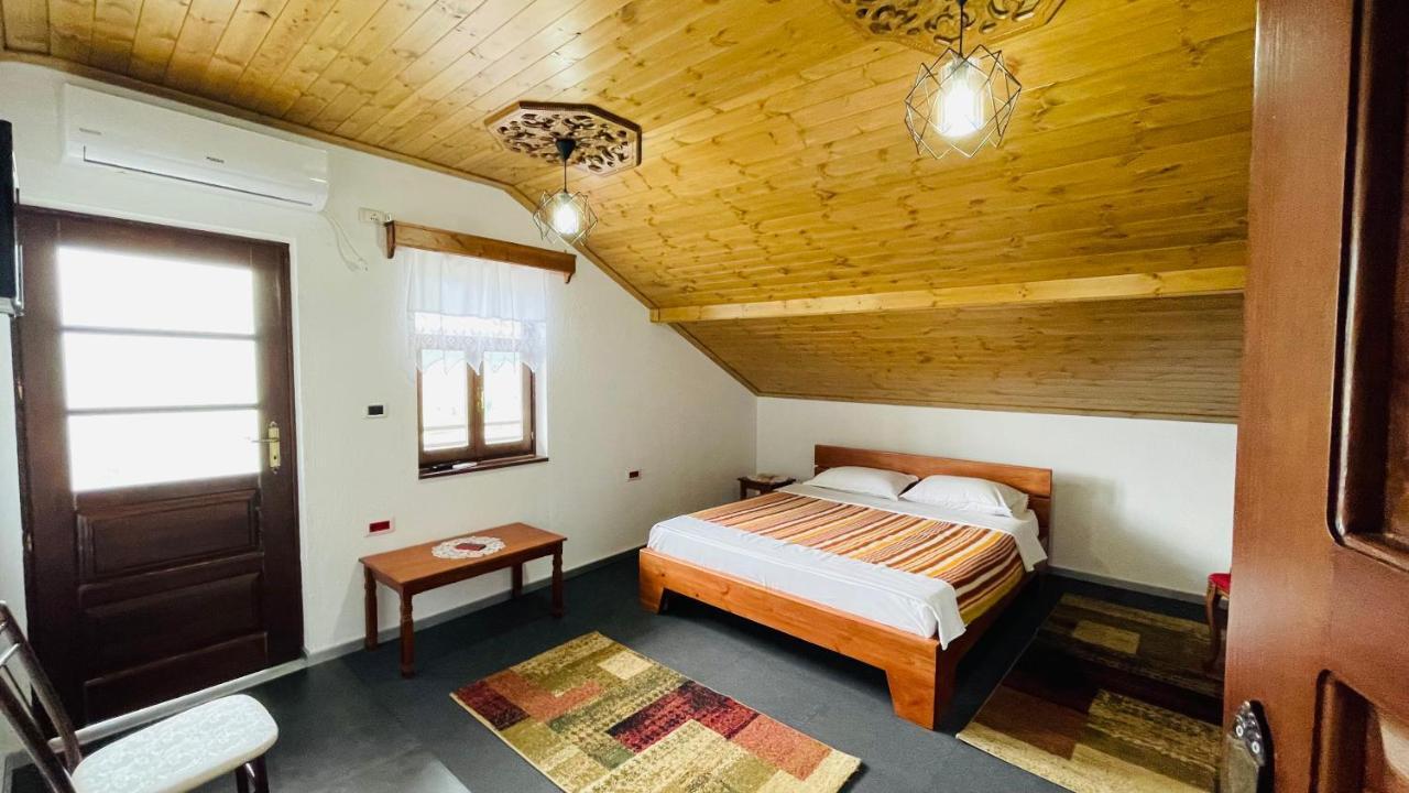 Denis Guesthouse 1930 Gjirokastra Zewnętrze zdjęcie